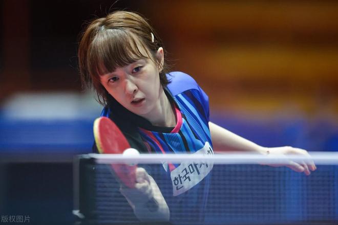 快速推进的 快速推进的